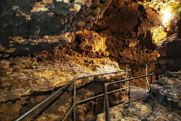 Das Naturwunder Tschamberhhle  Tourismus Rheinfelden (Baden), G. Schnberger